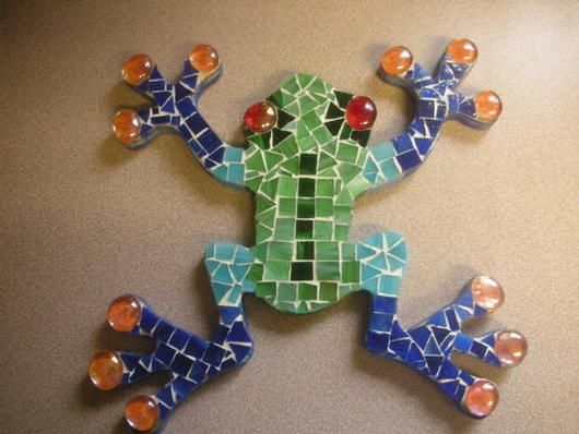 CREATE: A HANGING MOSAIC GARDEN ANIMAL/CREATURE! SATURDAY, AUG. 21, 2021;  1:30-5p (GLASS MEETUP MEMBERS ONLY)